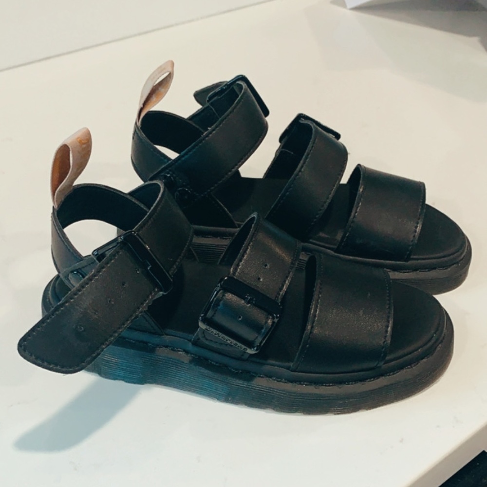 DR MARTEN GRYPHON GLADIATOR